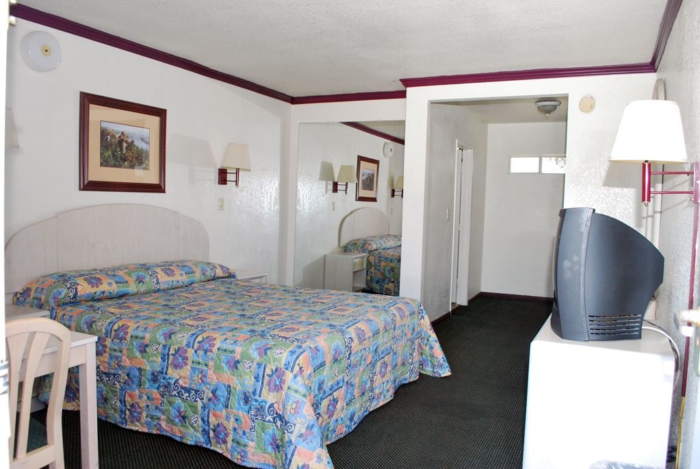 American Inn & Suites Lax Airport Inglewood Chambre photo